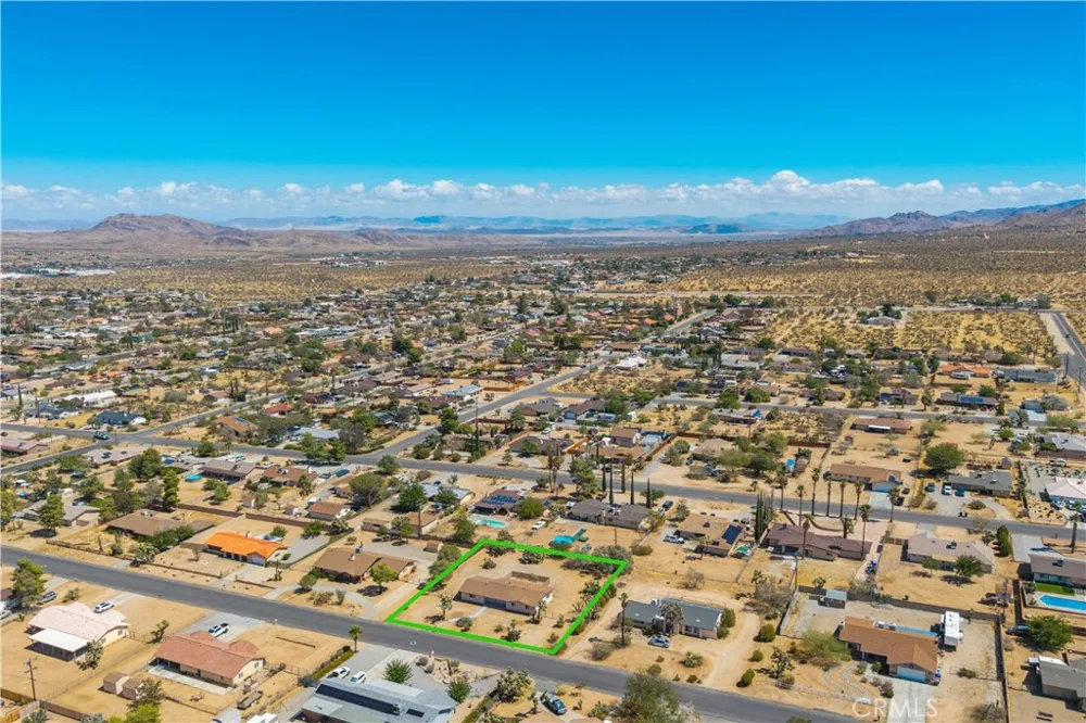 7623 Frontera Avenue Yucca Valley, CA 92284