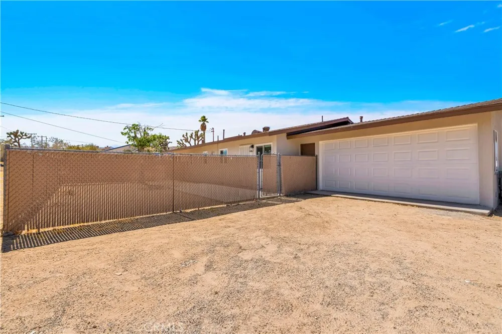 7623 Frontera Avenue Yucca Valley, CA 92284