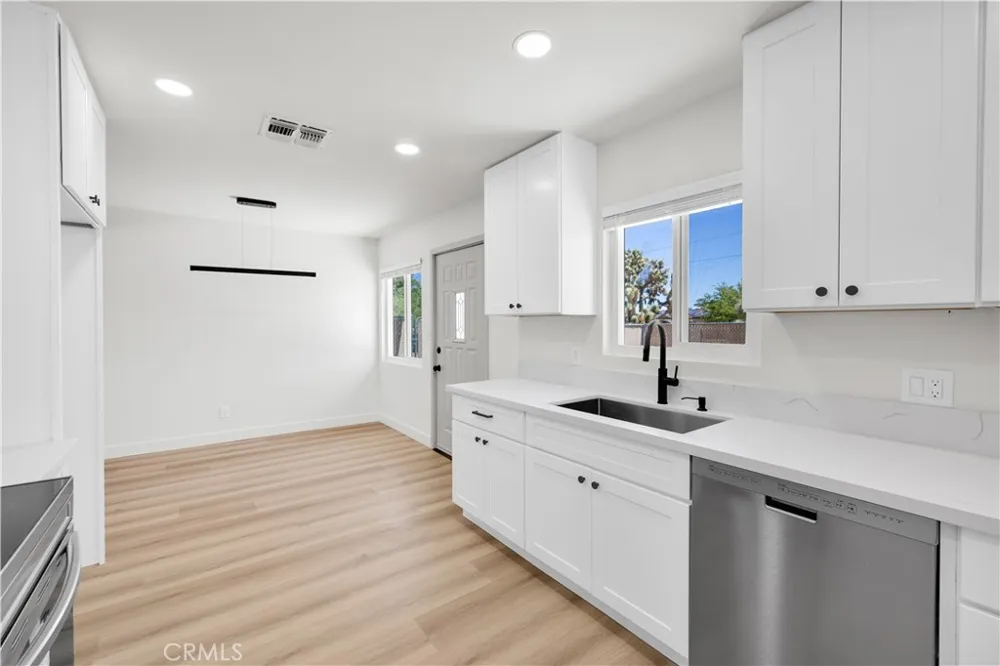 7623 Frontera Avenue Yucca Valley, CA 92284