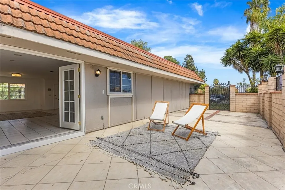 23455 El Reposa Aliso Viejo, CA 92656