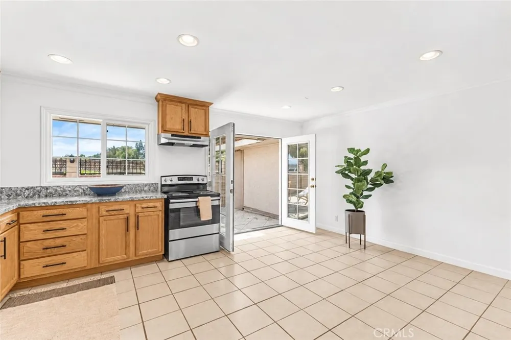 23455 El Reposa Aliso Viejo, CA 92656