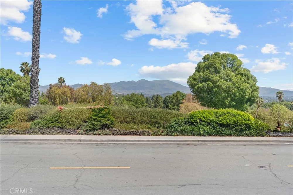 23455 El Reposa Aliso Viejo, CA 92656