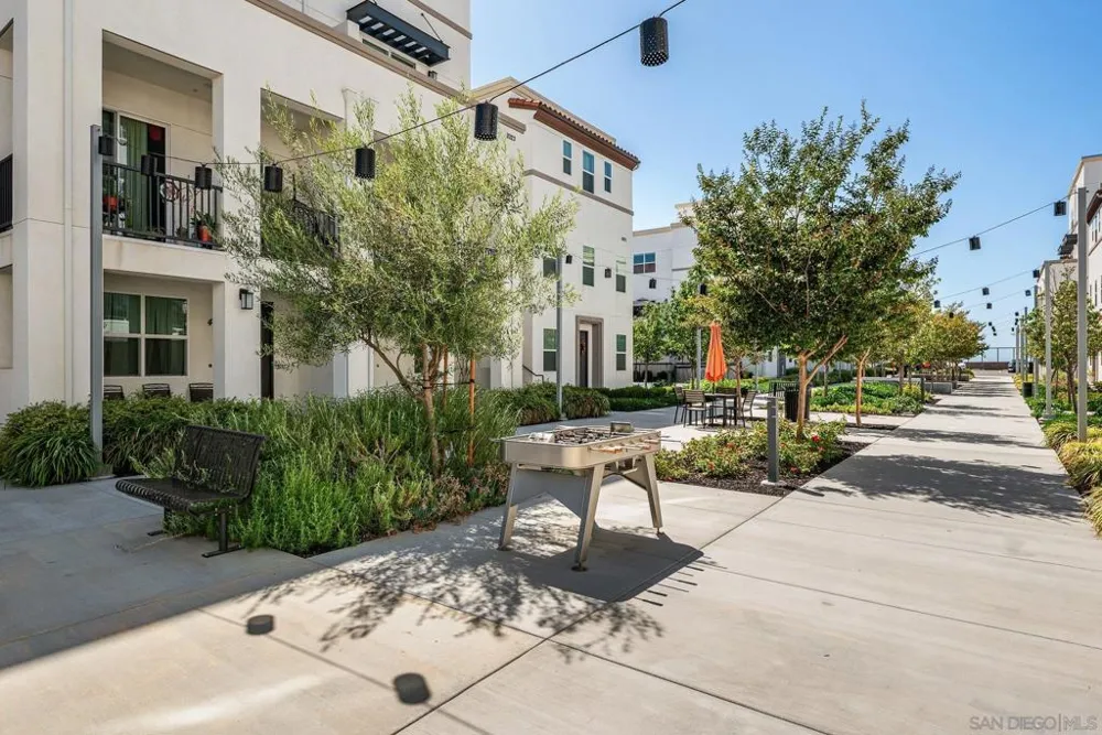 2045 Mindoro Ln #2 Chula Vista, CA 91915
