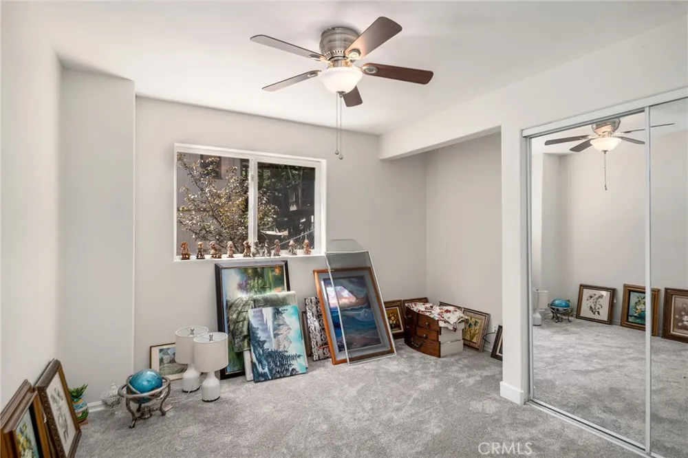 30979 Summit Drive Running Springs, CA 92382