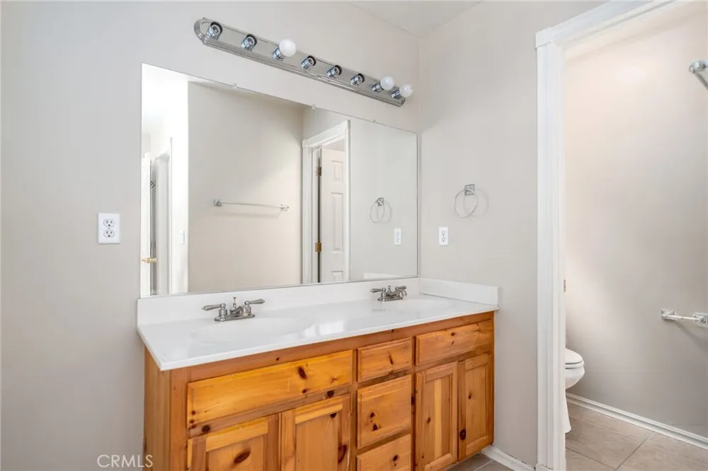 30979 Summit Drive Running Springs, CA 92382