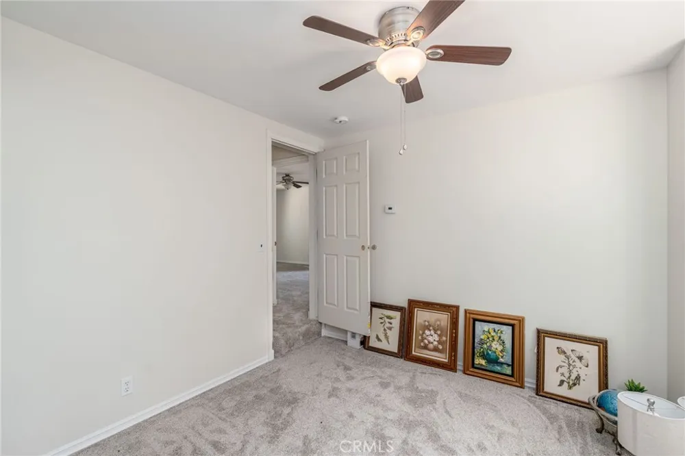 30979 Summit Drive Running Springs, CA 92382