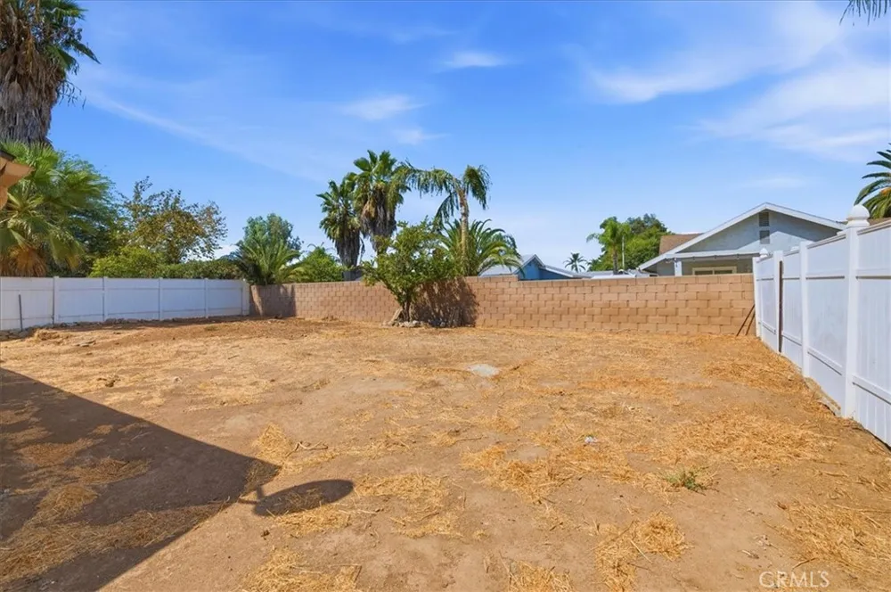 29831 Avenida De Fiesta Menifee, CA 92586