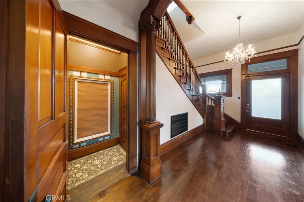 700 Irwin Hanford, CA 93230