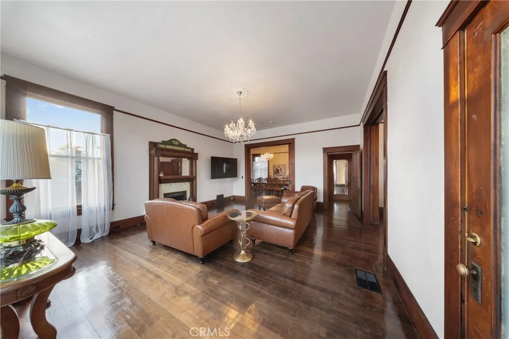 700 Irwin Hanford, CA 93230