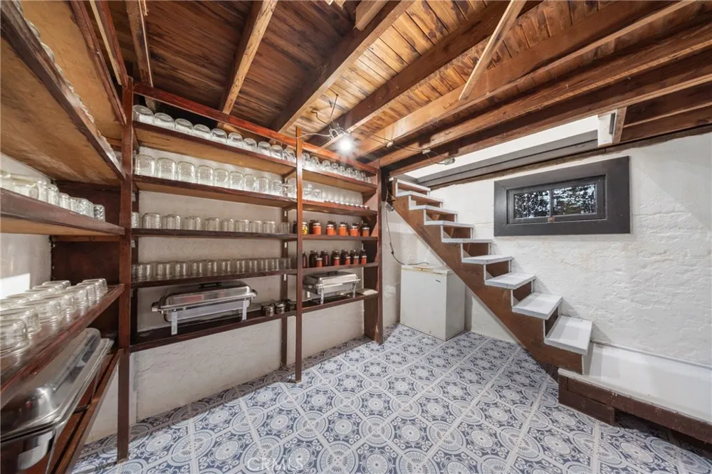 700 Irwin Hanford, CA 93230