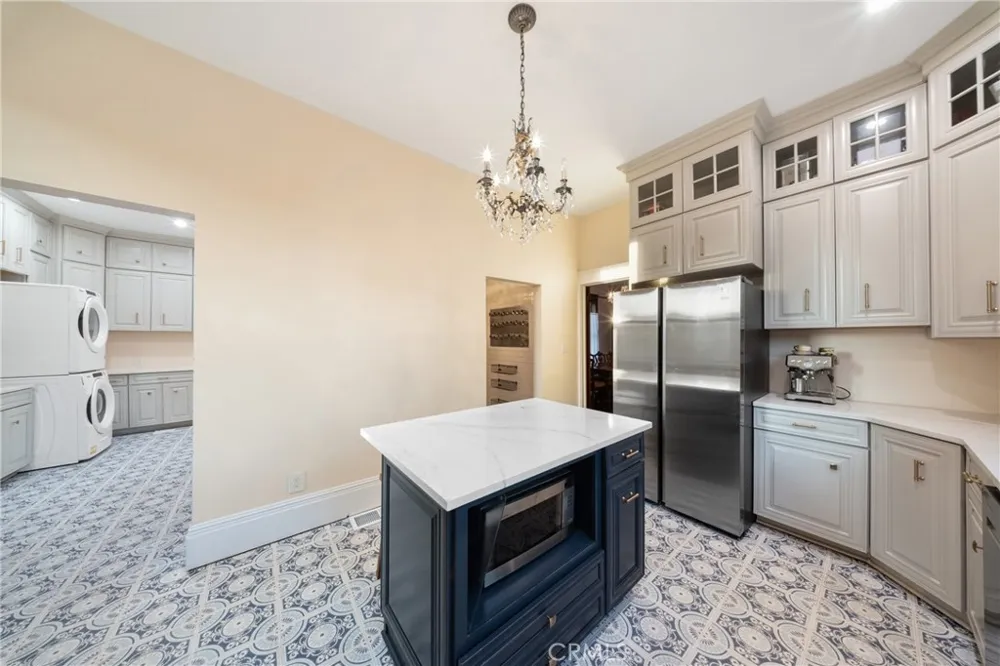 700 Irwin Hanford, CA 93230