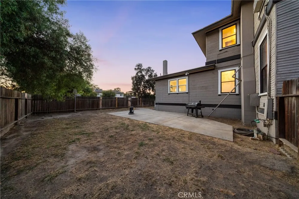 700 Irwin Hanford, CA 93230