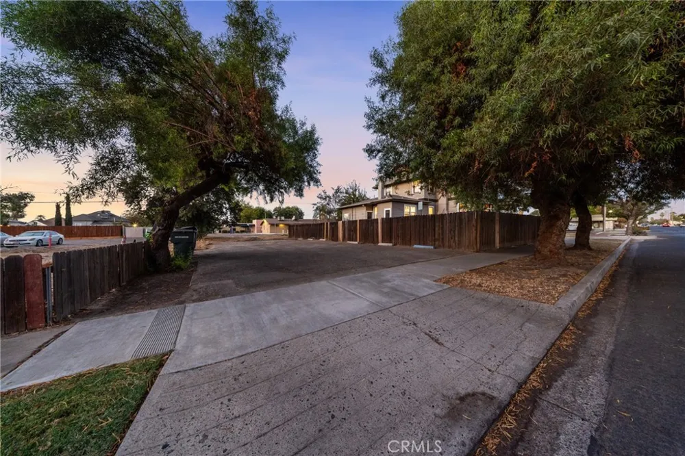 700 Irwin Hanford, CA 93230
