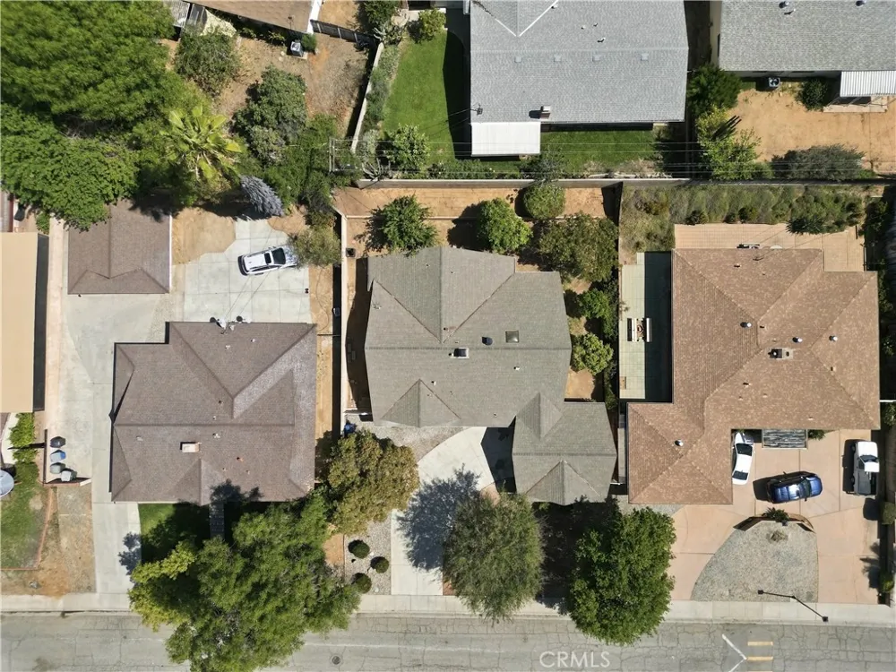 3970 Mt Vernon Riverside, CA 92507