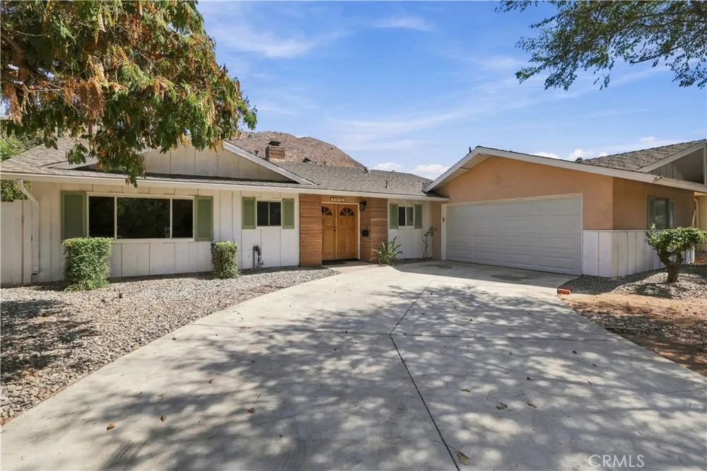 3970 Mt Vernon Riverside, CA 92507
