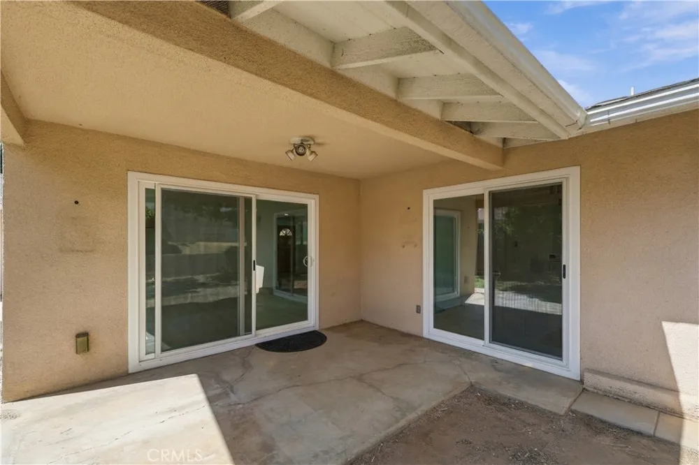 3970 Mt Vernon Riverside, CA 92507