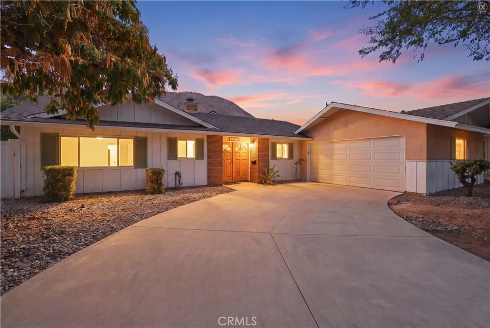 3970 Mt Vernon Riverside, CA 92507