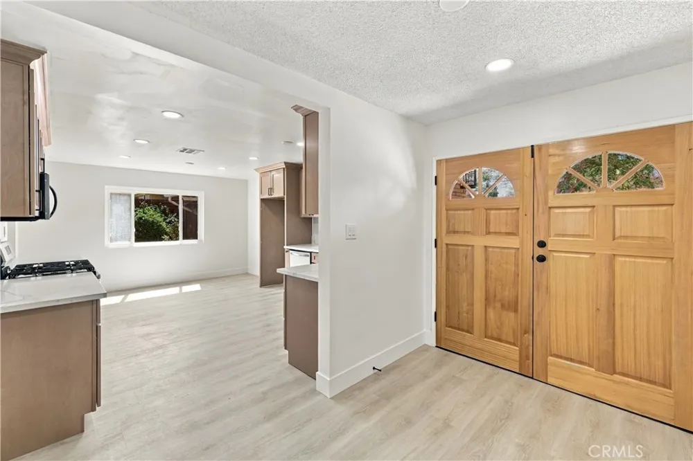 3970 Mt Vernon Riverside, CA 92507