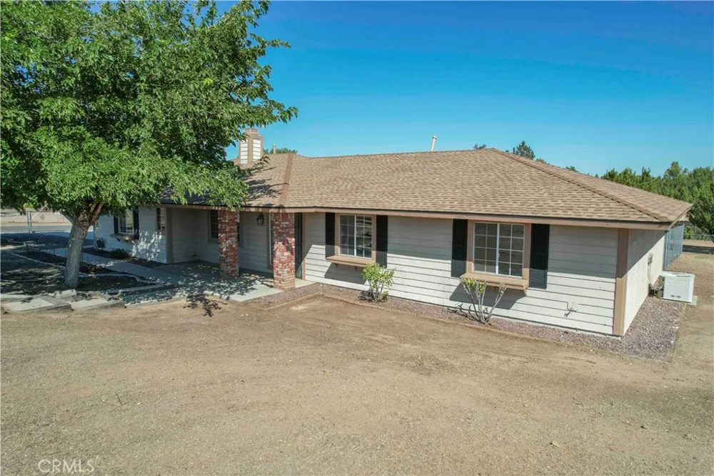 17010 Ranchero Hesperia, CA 92345