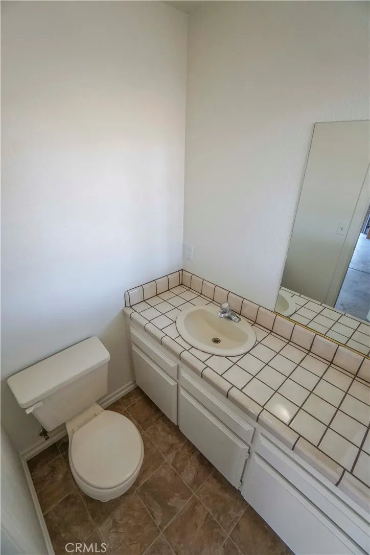 17010 Ranchero Hesperia, CA 92345