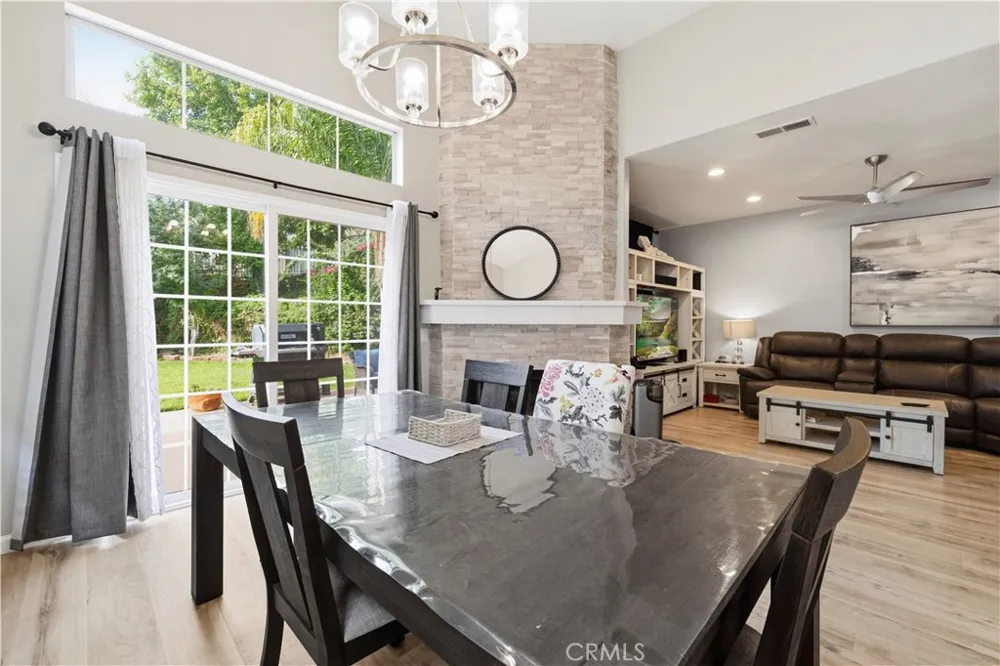 30341 Marigold Castaic, CA 91384