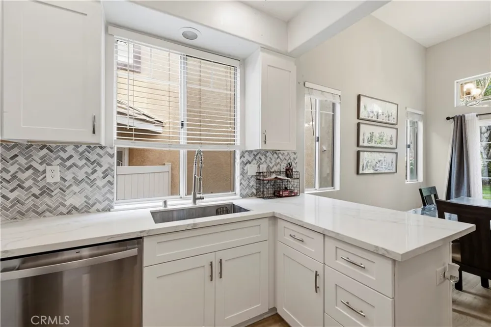 30341 Marigold Castaic, CA 91384