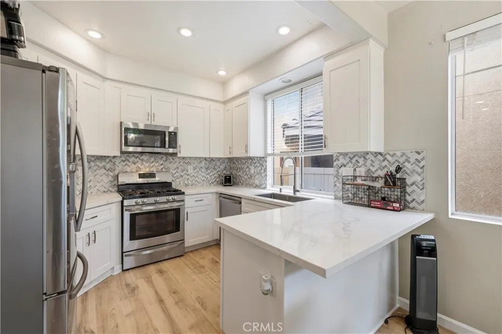 30341 Marigold Castaic, CA 91384