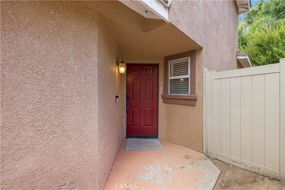 30341 Marigold Castaic, CA 91384