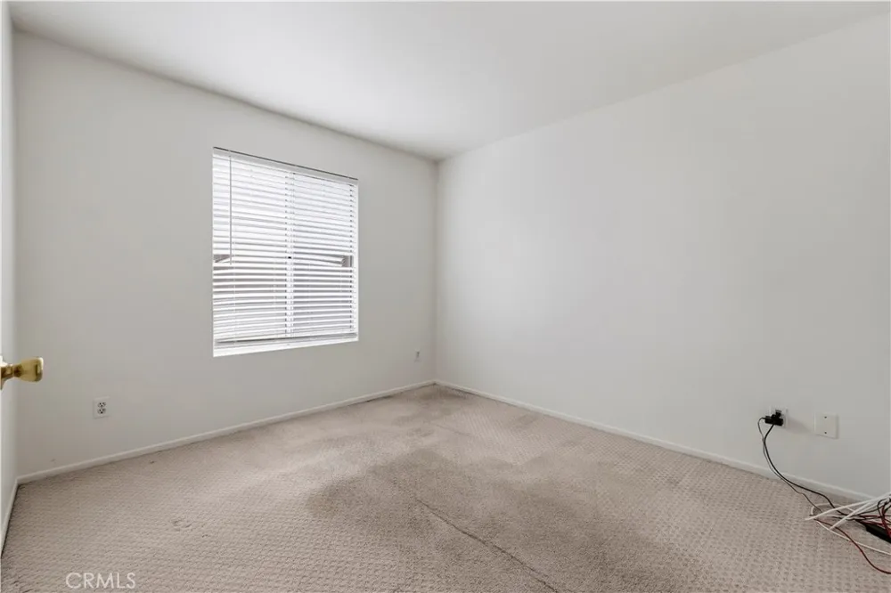 30341 Marigold Castaic, CA 91384
