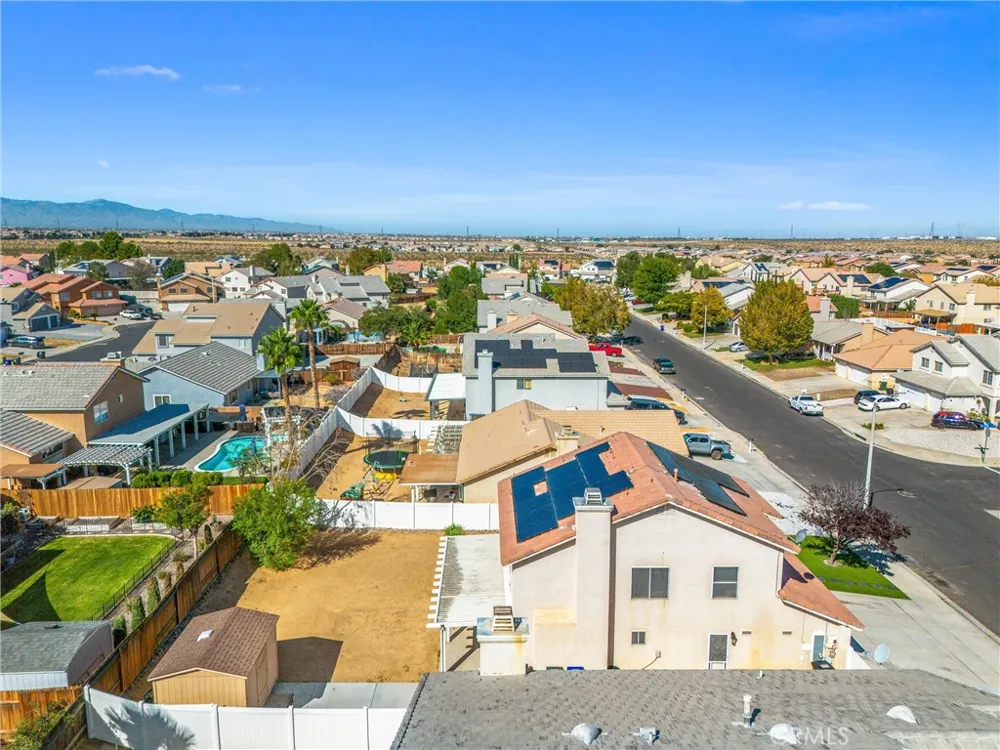 14449 Chamberlain Victorville, CA 92394