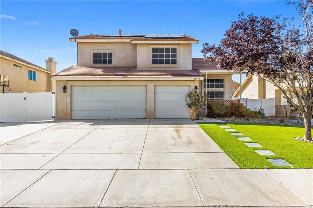 14449 Chamberlain Victorville, CA 92394