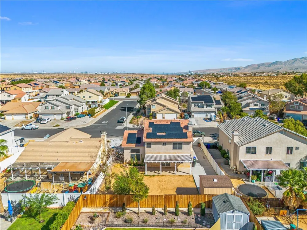 14449 Chamberlain Victorville, CA 92394