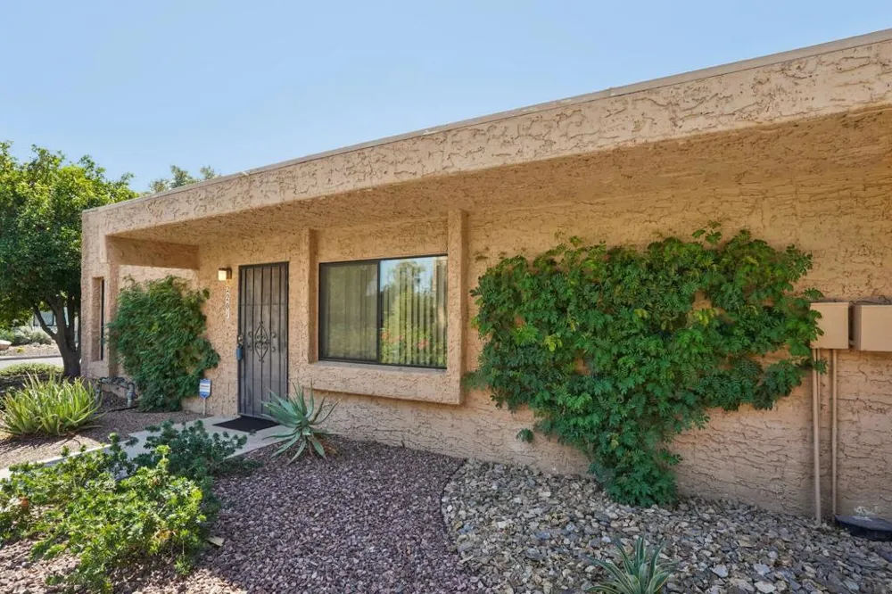 2201 Los Patos Drive Palm Springs, CA 92264
