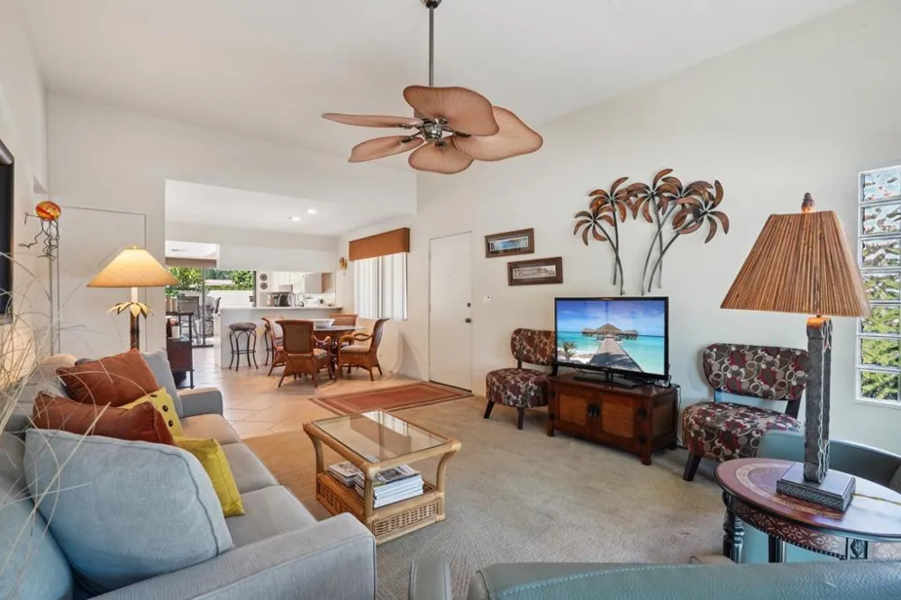 2201 Los Patos Drive Palm Springs, CA 92264