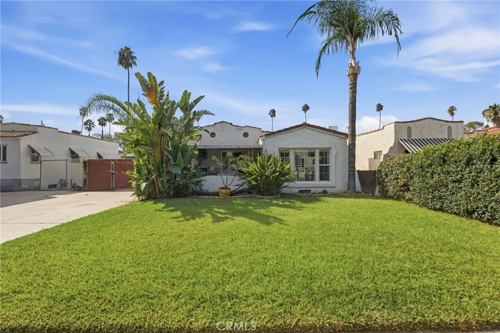 2022 Blenheim Riverside, CA 92507
