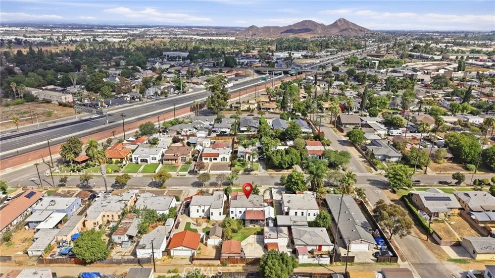 2022 Blenheim Riverside, CA 92507
