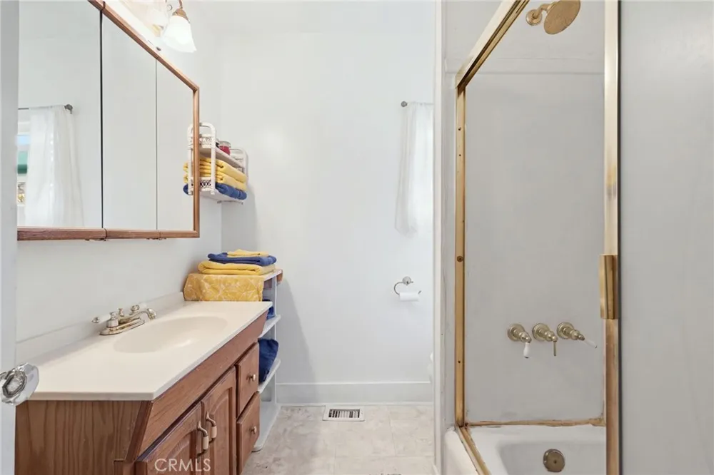 2022 Blenheim Riverside, CA 92507