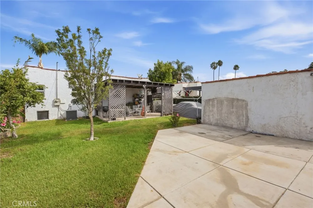 2022 Blenheim Riverside, CA 92507