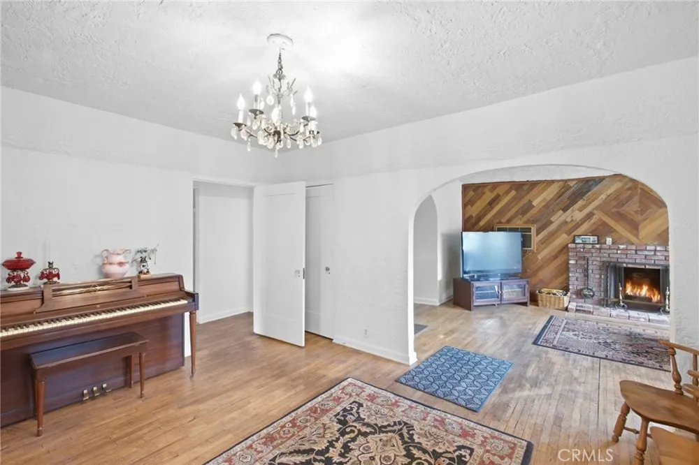 2022 Blenheim Riverside, CA 92507