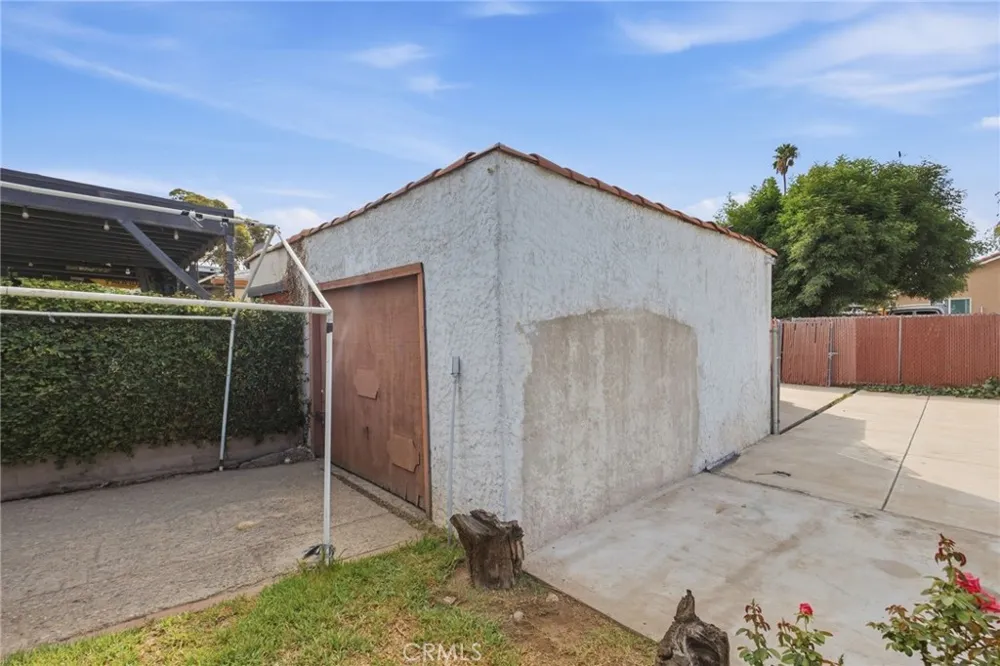 2022 Blenheim Riverside, CA 92507