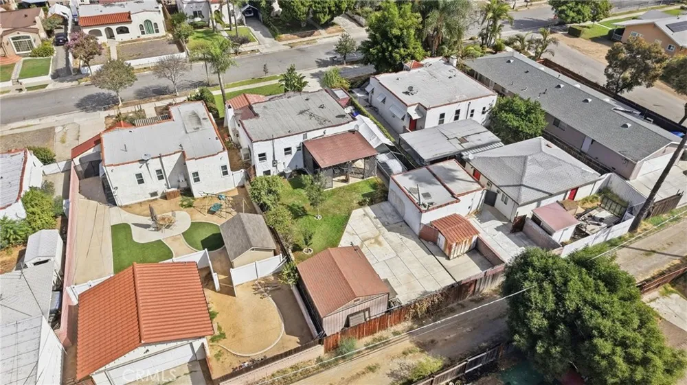 2022 Blenheim Riverside, CA 92507