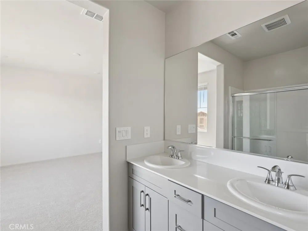 1940 Limetta Lane Redlands, CA 92374