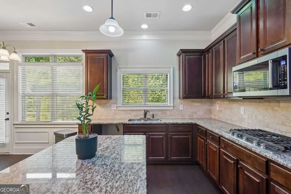 1893 Weatherby Way CT Dacula, GA 30019