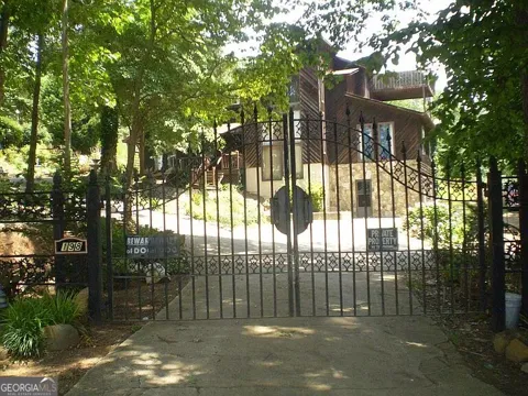 198 Evergreen RD