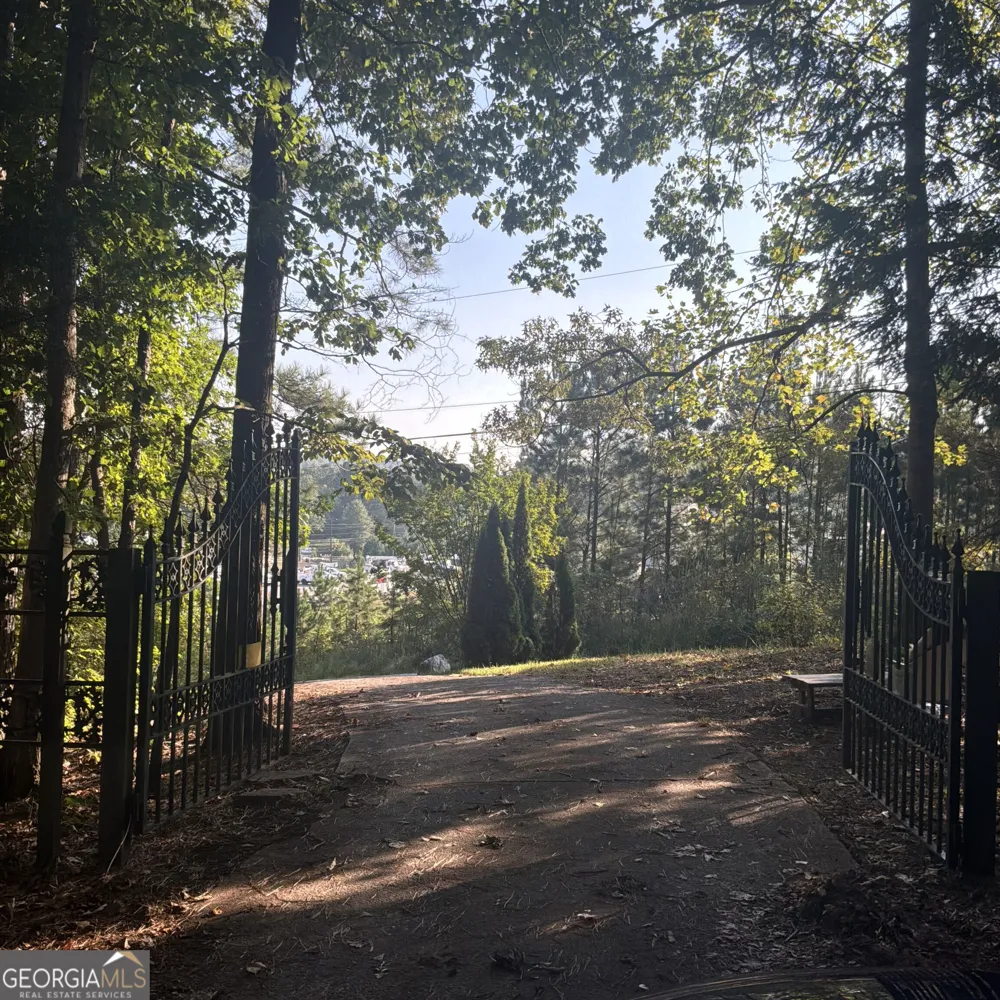 198 Evergreen RD Canton, GA 30114