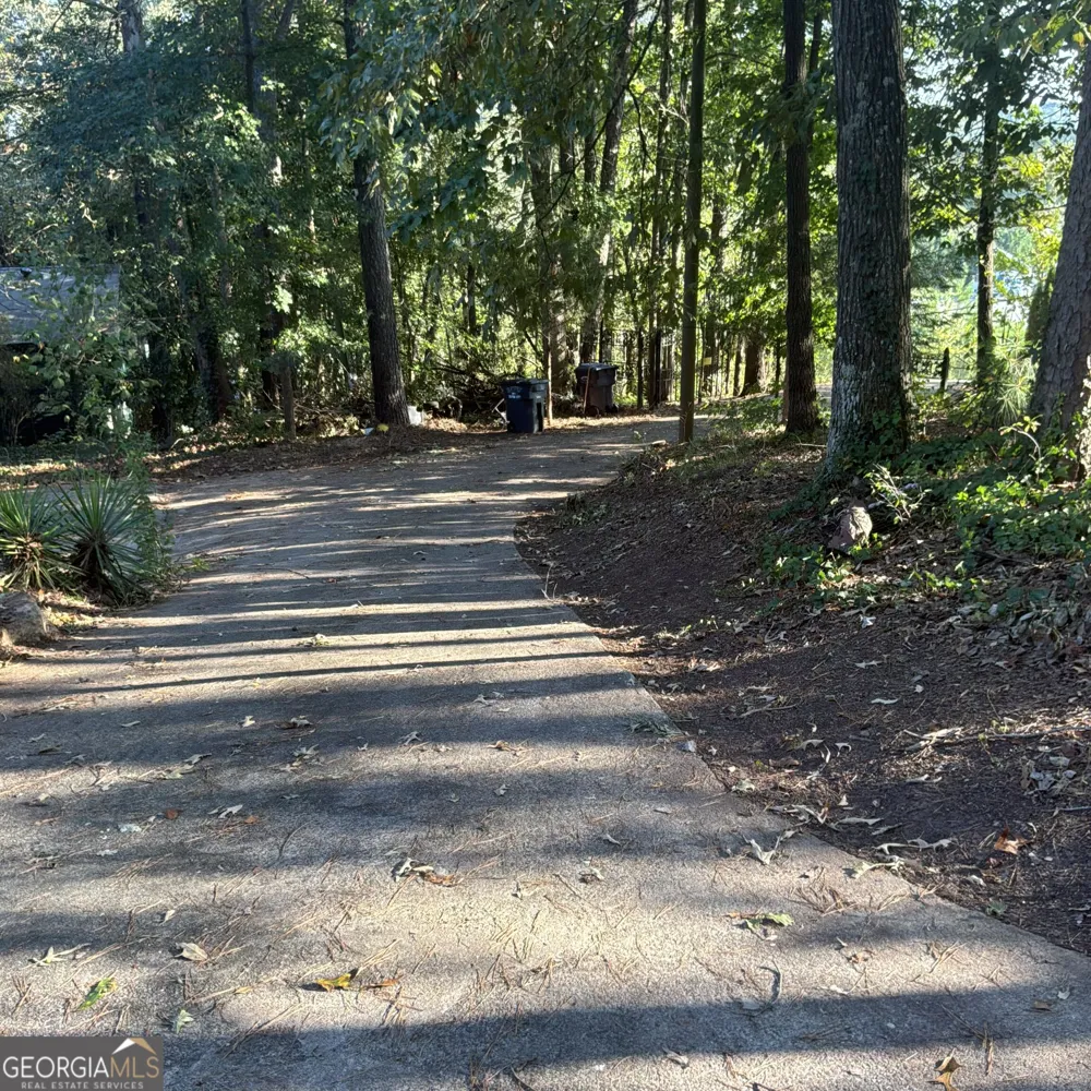 198 Evergreen RD Canton, GA 30114