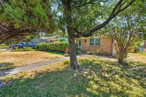 10014 Mesita Drive