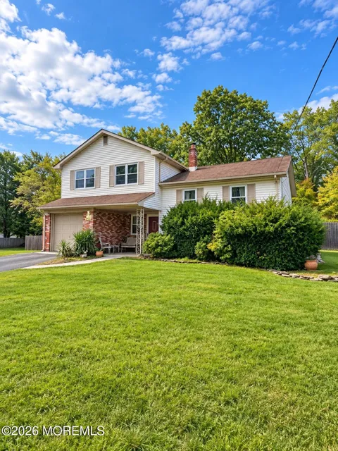 26 Chestnut Hill Road