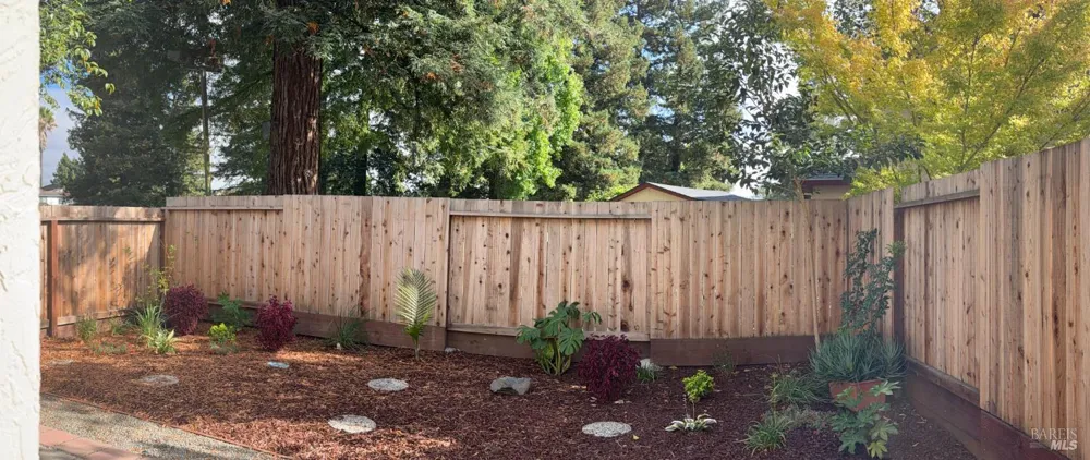 88 Francis Circle Rohnert Park, CA 94928