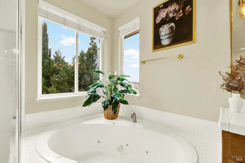 5827 Cabernet Drive Vallejo, CA 94591